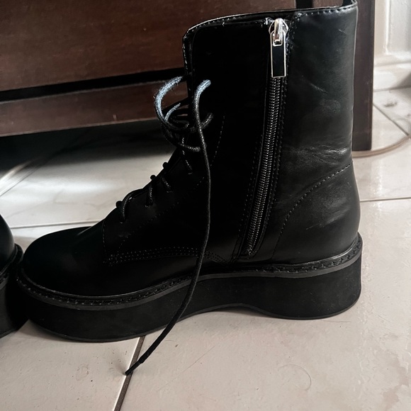 NWOT UO Urban Outfitters ‘Gemma’ Utility Combat Boot Size 9 - Picture 8 of 8